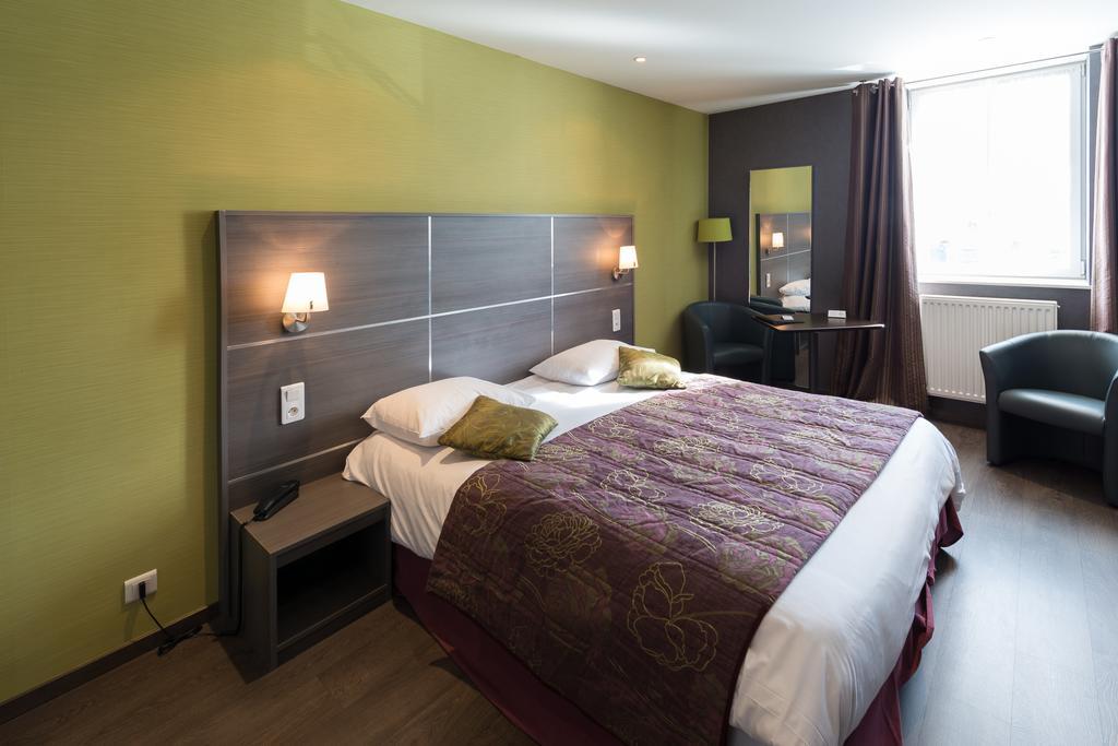 Hotel Saint-Pierre Pontarlier Cameră foto